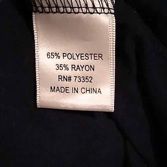 Tie Back Shark Bite Hem Tank Top - Picture 7 of 8